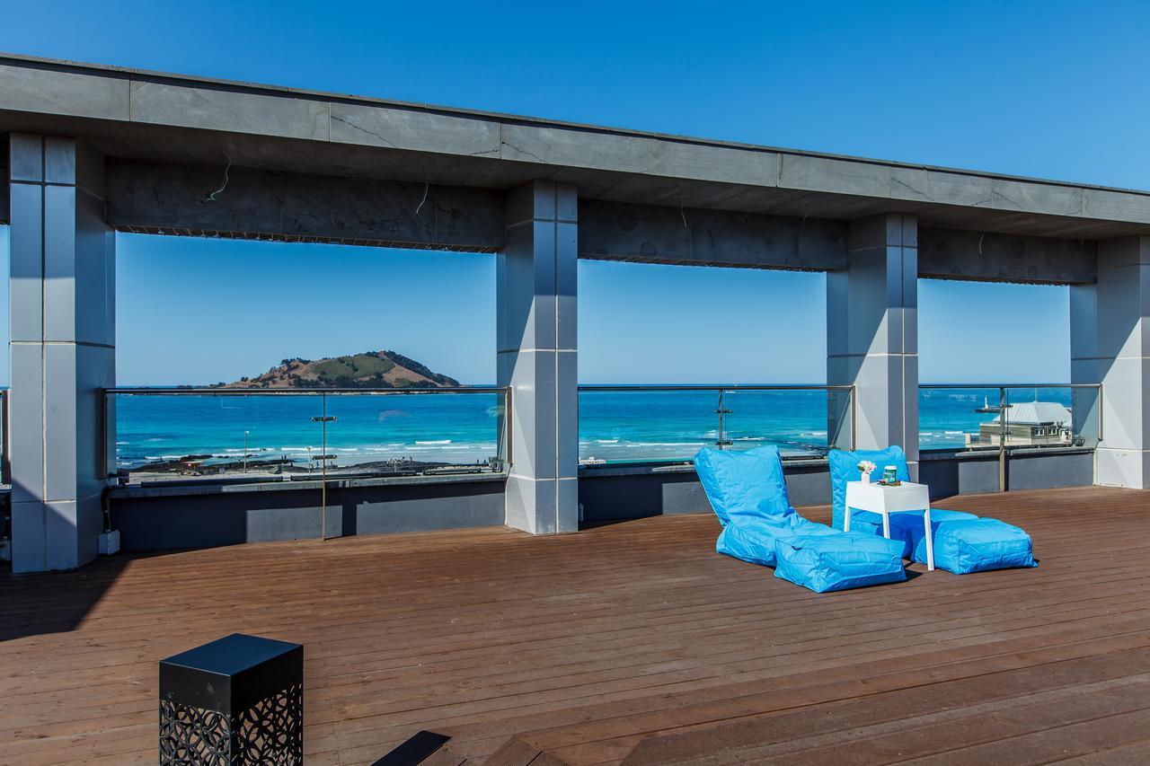 Blue Spring Hotel Jeju Bagian luar foto