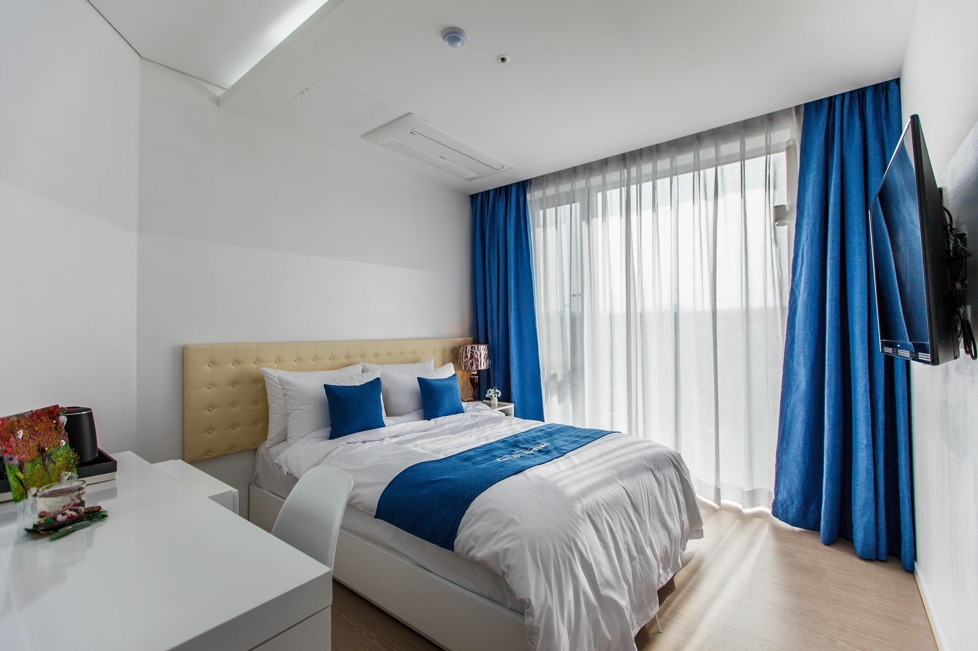 Blue Spring Hotel Jeju Bagian luar foto